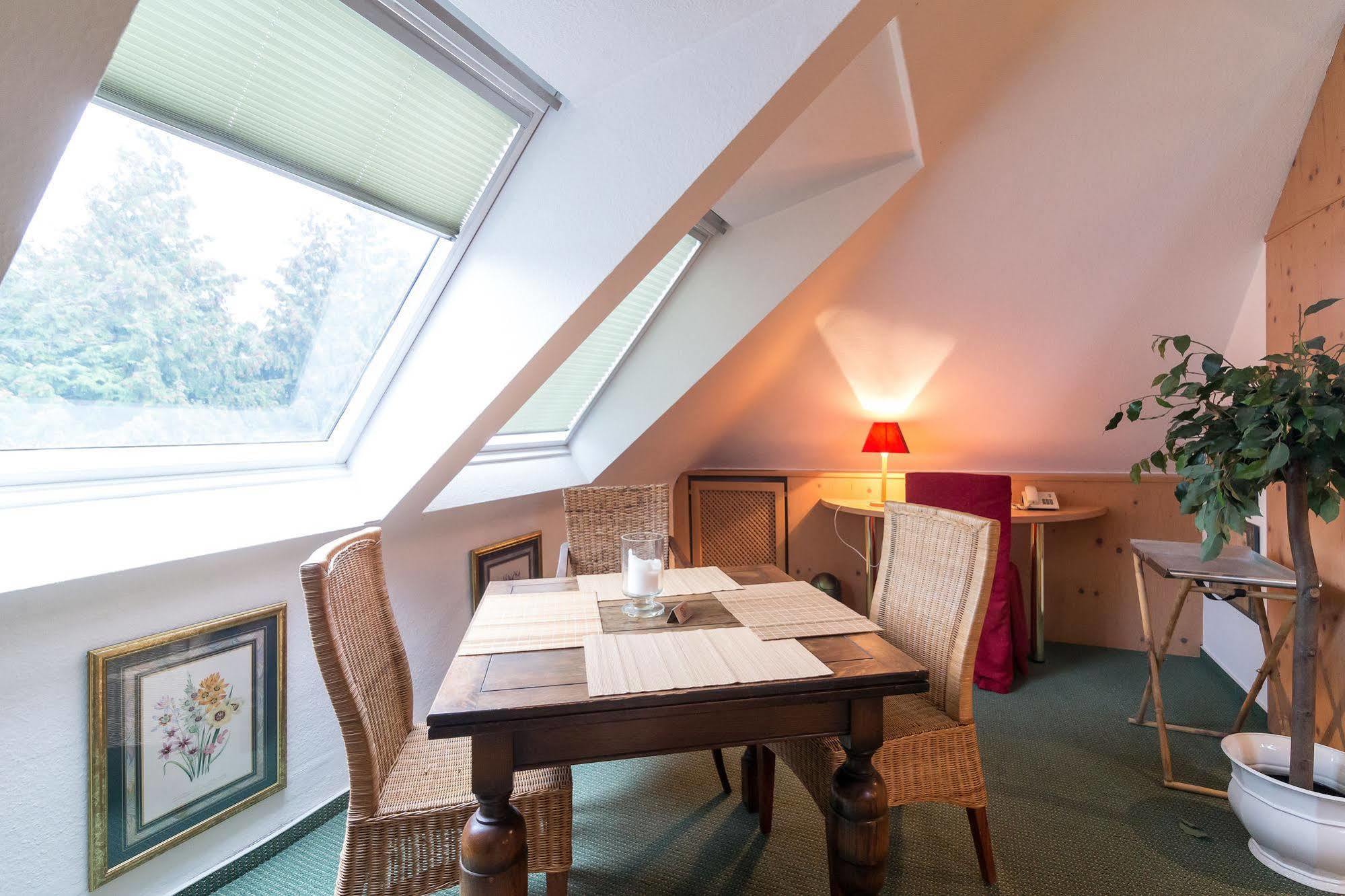 Thermen Hotel & Restaurant Bad Soden Bad Soden am Taunus Bagian luar foto