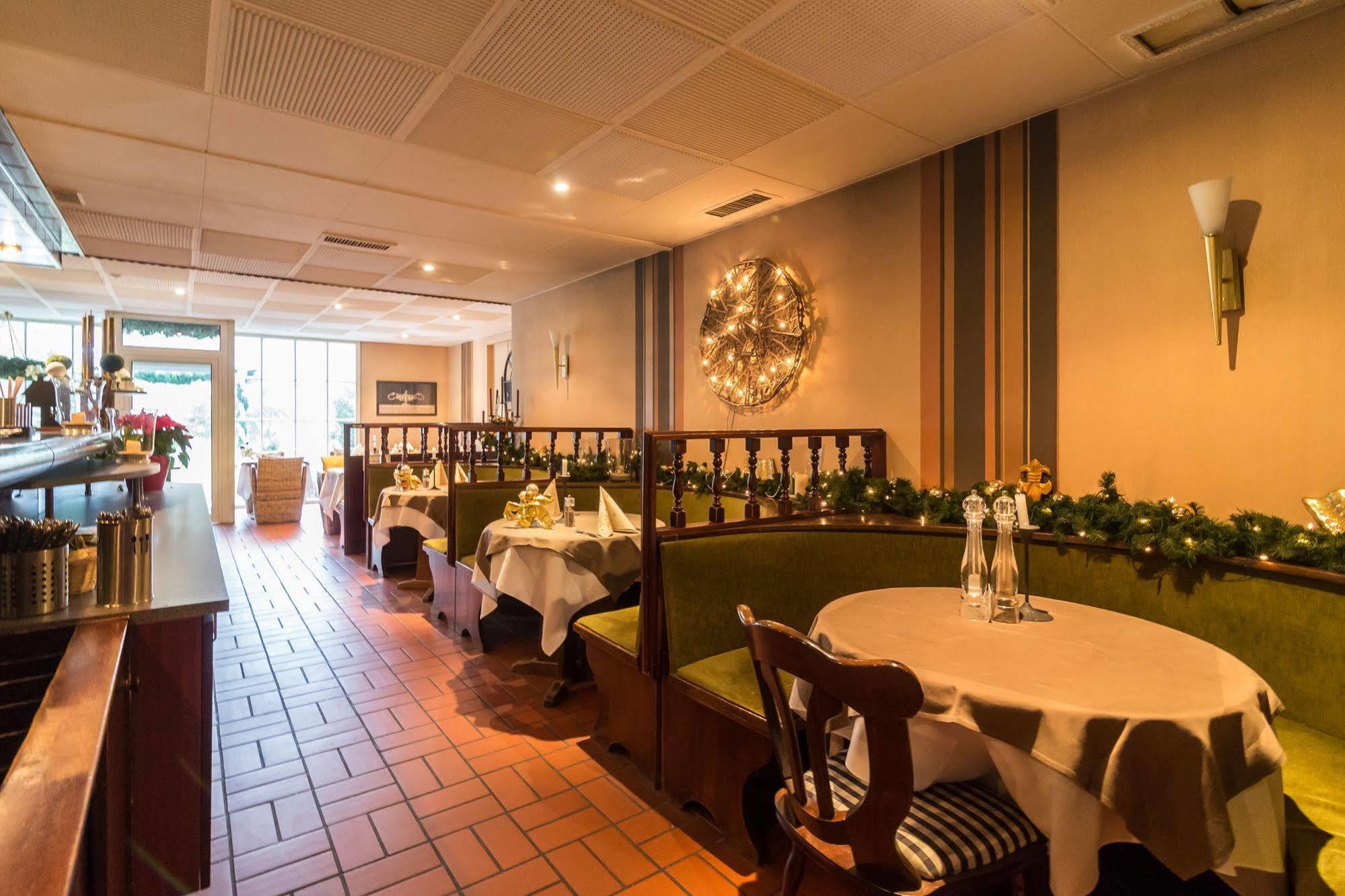 Thermen Hotel & Restaurant Bad Soden Bad Soden am Taunus Bagian luar foto